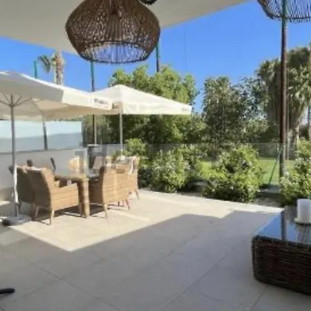Garzas De Playa Granada מוטריל